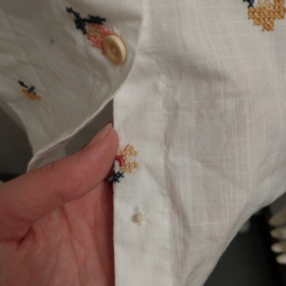 Madewell Floral White Button down - Picture 2 of 5